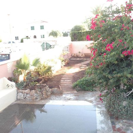 Hostal Paris Ciutadella Exterior photo