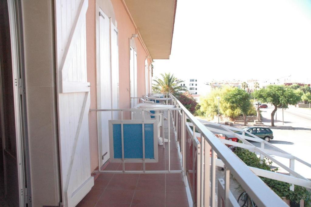 Hostal Paris Ciutadella Room photo